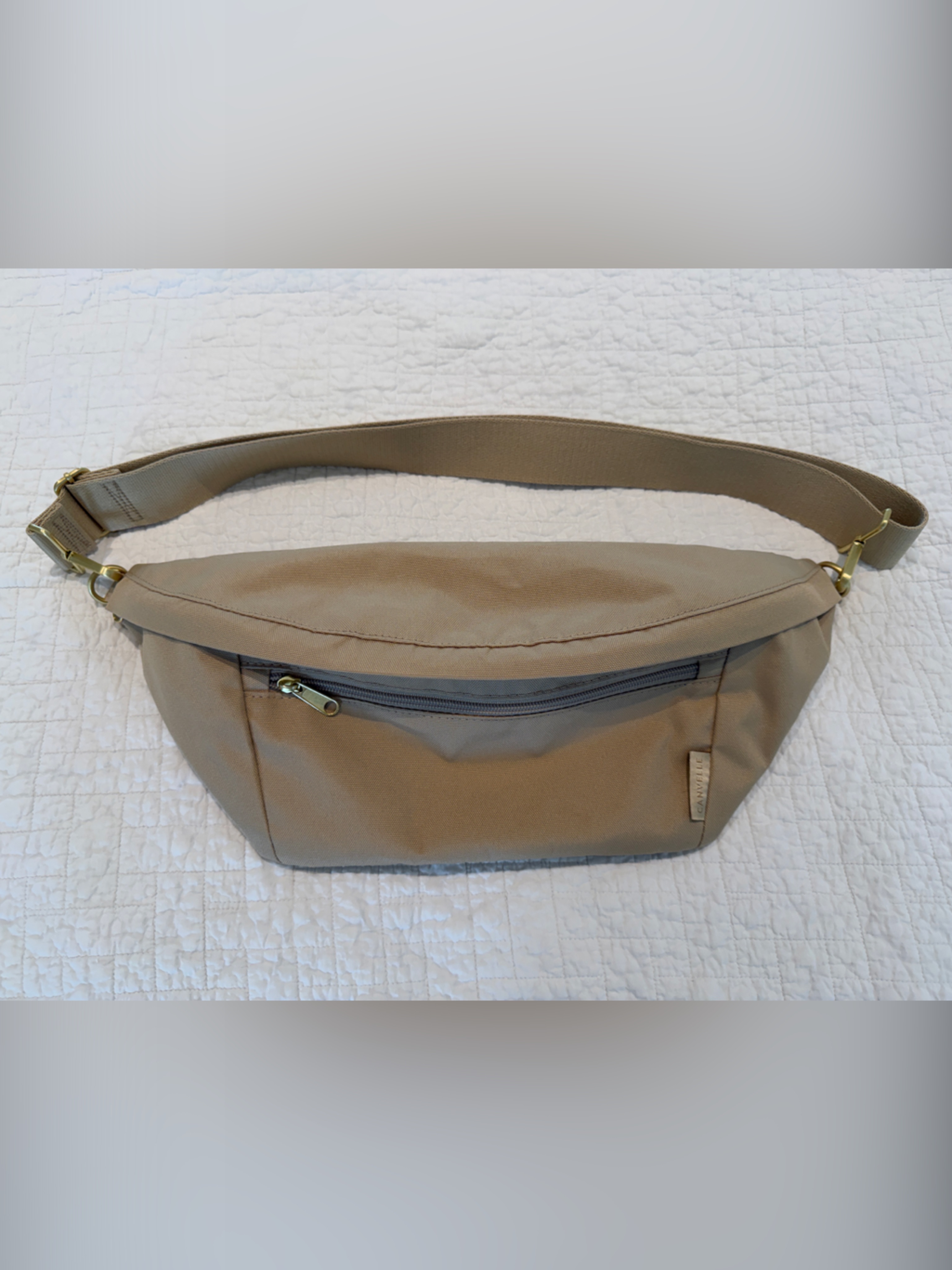 Like New! Canvelle Oversized Fanny Pack Sand Color With Gold Hardware